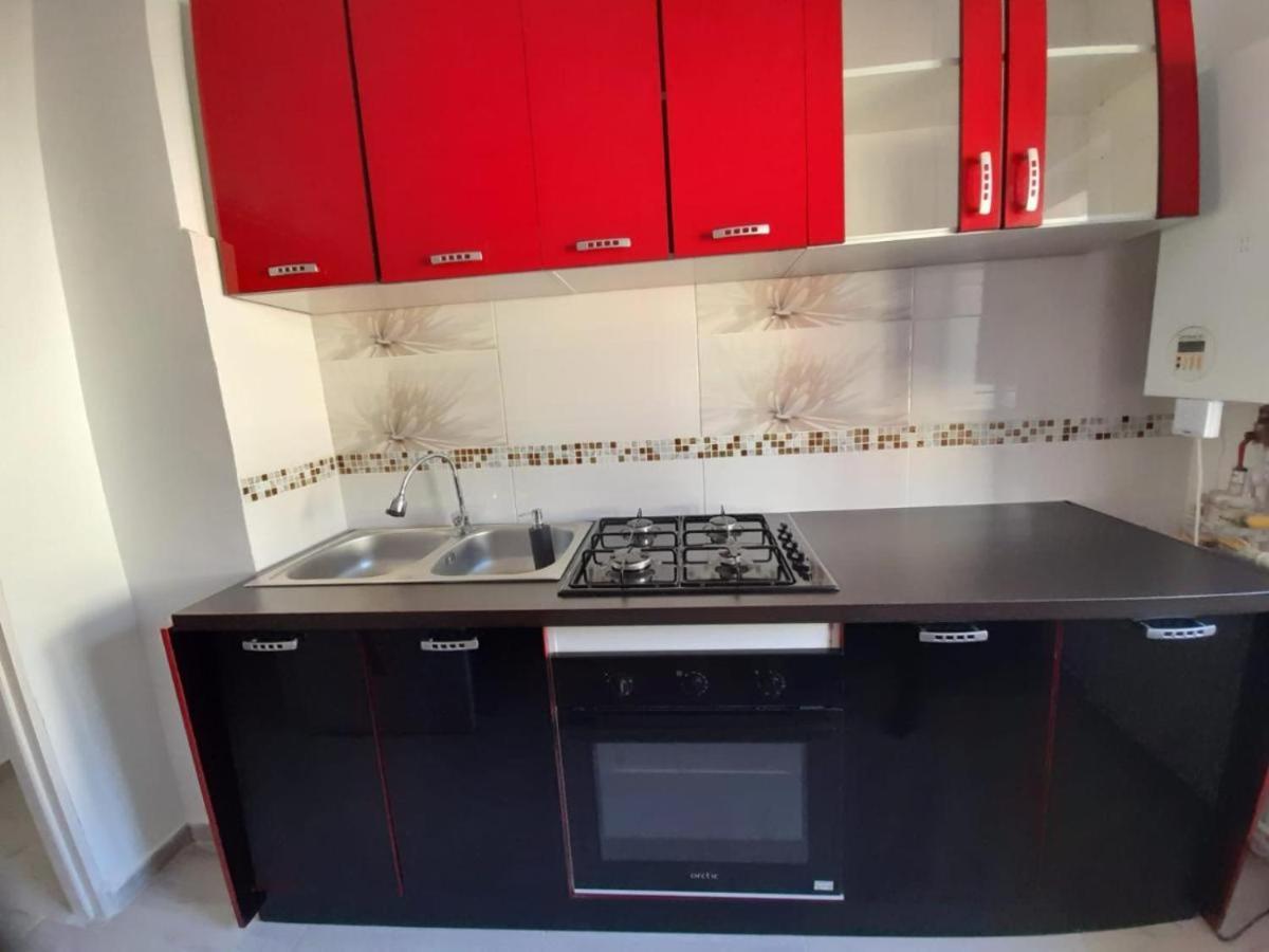 2 Rooms Apartment Telecabinei Буштени Экстерьер фото